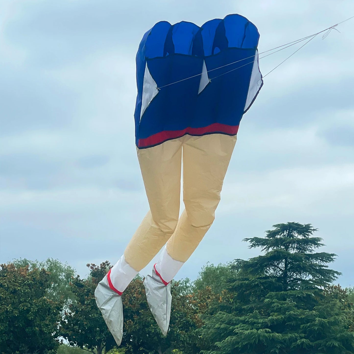 3D Inflatable Long Legged Kite - Soft Nylon Funny Beach Kite