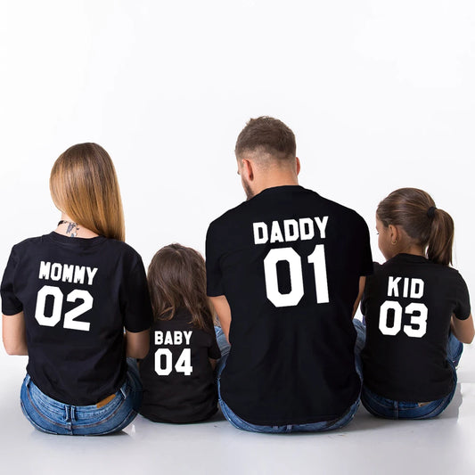 Family Team Matching Shirts | Sporty Mom & Dad 01 02 Outfits