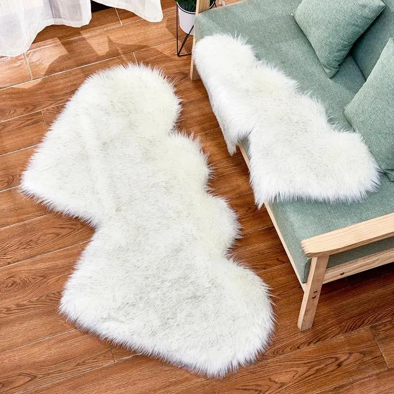 Heart-Shaped Plush Rug - Soft European Style Decorative Mat