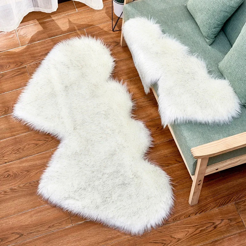 Heart-Shaped Plush Rug - Soft European Style Decorative Mat