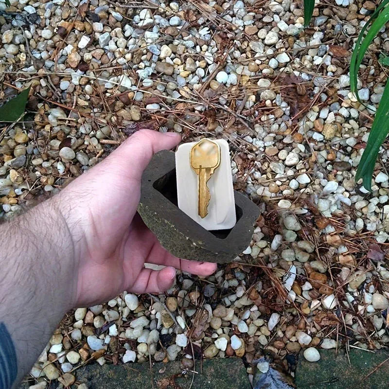 Hidden Key Hider Rock - Realistic Stone Outdoor Spare Box
